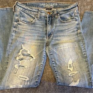 American Eagle Outfitters Women’s Distressed Jegging